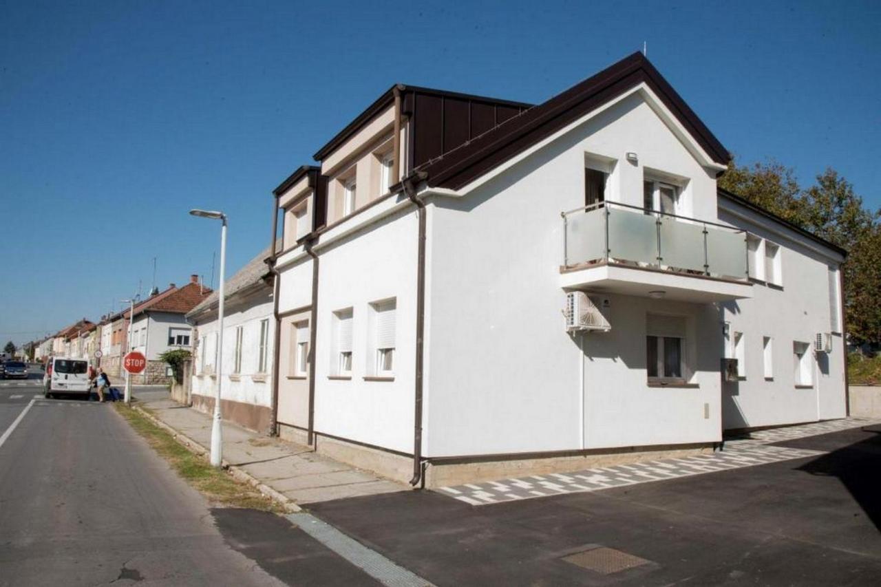 Apartmani Oaza Daruvar Ngoại thất bức ảnh